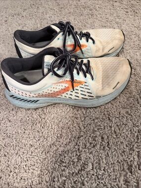 Brooks Adrenaline GTS 21 Women’s Running Shoes